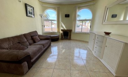 Resale - Villa - Ciudad Quesada - 