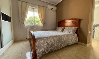 Resale - Villa - Ciudad Quesada - 