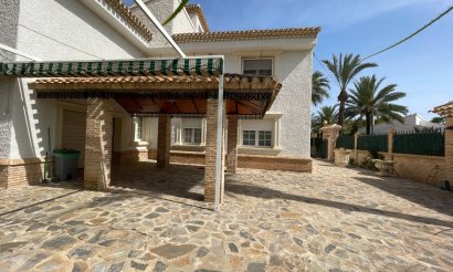 Använda fastigheter - Villa - Orihuela Costa - Cabo Roig