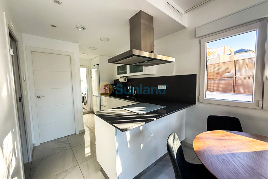 Använda fastigheter - Villa - Torrevieja - Los Balcones