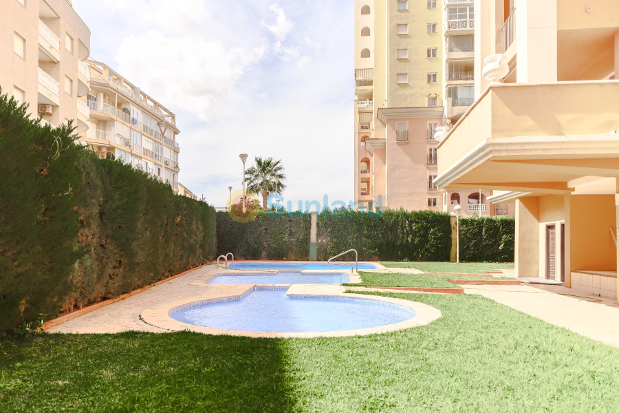 Resale - Apartment - Torrevieja - 
