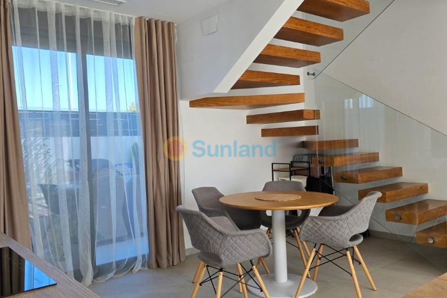 Segunda mano - Chalet - Benijofar