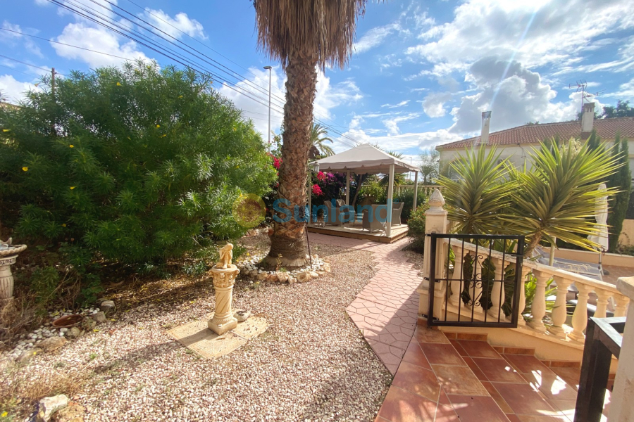 Resale - Detached Villa - Ciudad Quesada - Central Quesada