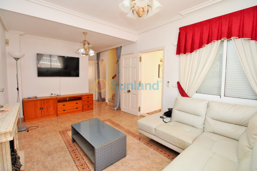 Segunda mano - Chalet - Playa Flamenca