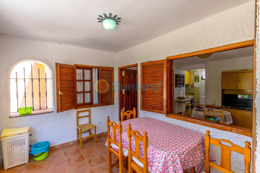 Resale - Bungalow - Pilar de la Horadada - Mil Palmeras