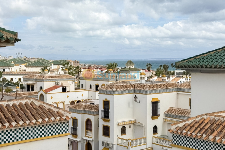 Resale - Apartment - Torrevieja - La Mata