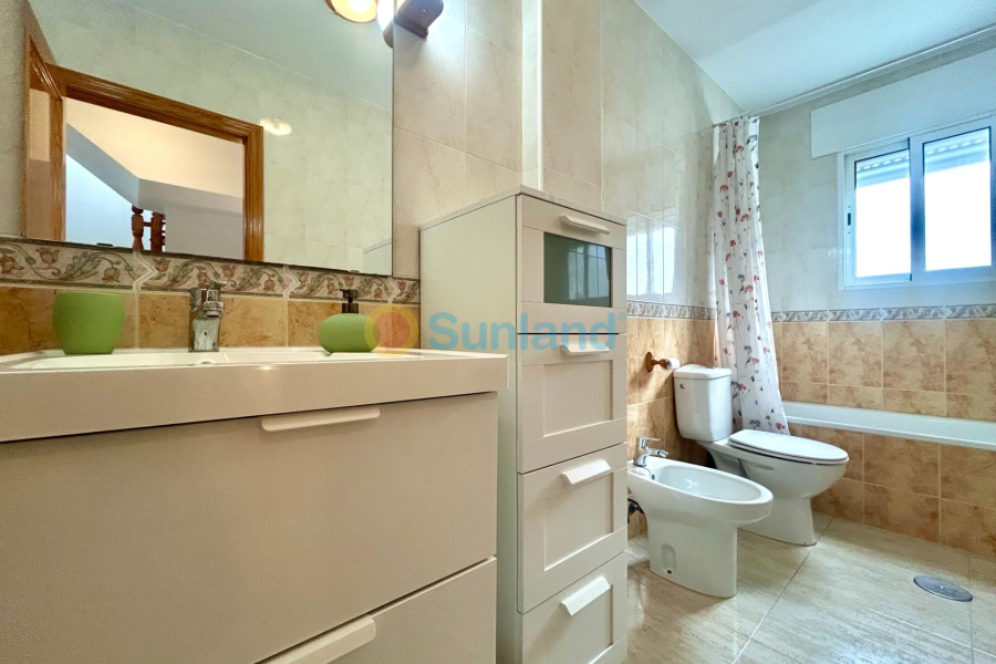 Använda fastigheter - Terraced house - Orihuela Costa - Campoamor