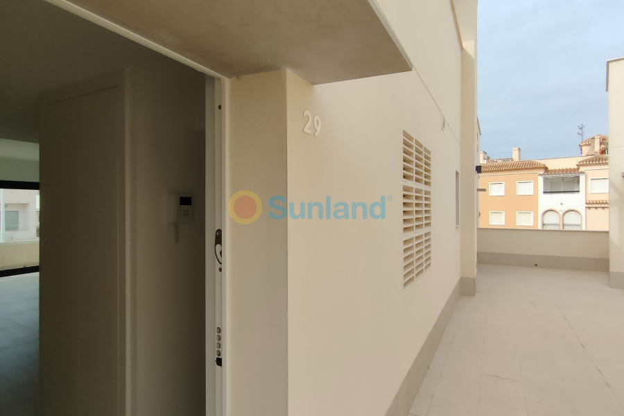 Resale - Townhouse - Torrevieja - El Acequión - Los Náufragos