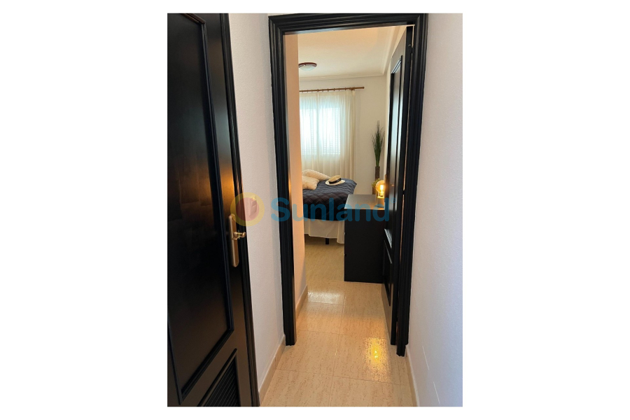 Resale - Apartment - Punta Prima - 