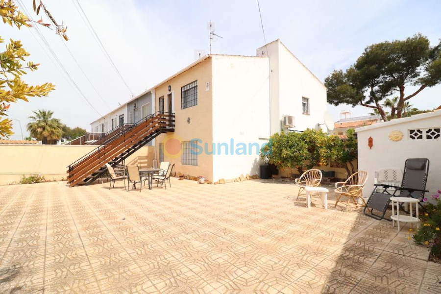 Resale - Bungalow - Torrevieja - Lago jardin