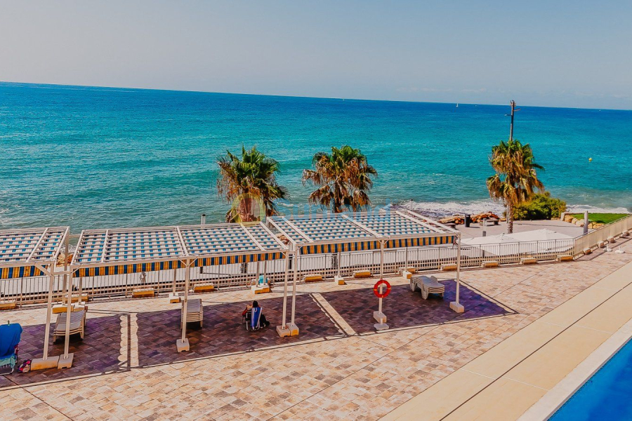 Resale - Apartamento - Torrevieja - Playa del Cura