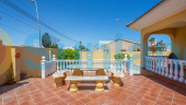 Resale - Villa - Torrevieja - Los Balcones