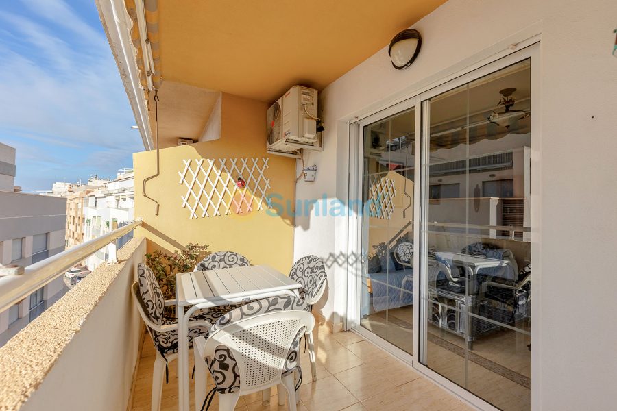 Resale - Apartamento - Torrevieja - La Mata