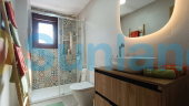Resale - Villa - Pinar De Campoverde - 