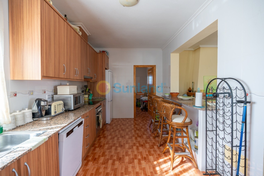 Resale - Villa - Cañada Del Trigo