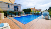 Segunda mano - Chalet - Torrevieja - La Mata
