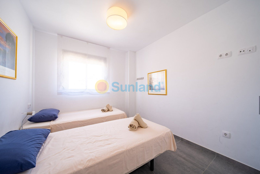 Resale - Apartamento - Orihuela Costa - Villamartin
