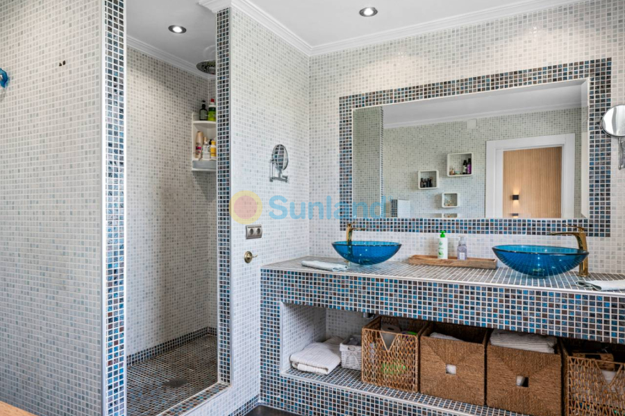 Använda fastigheter - Villa - Algorfa - Castillo de montemar