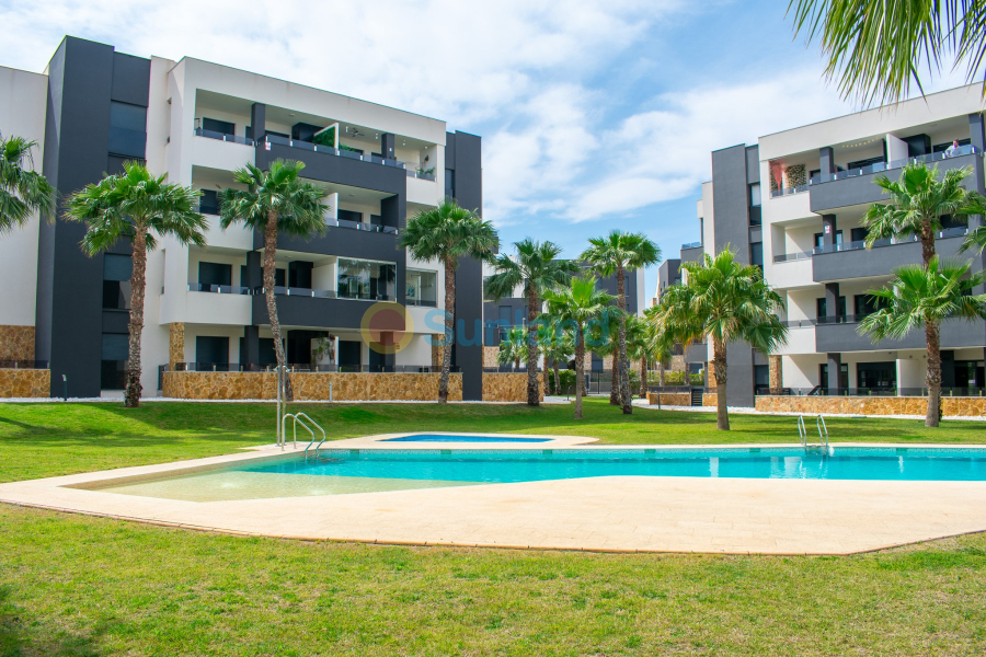 Resale - Apartment - Orihuela Costa - Los Altos