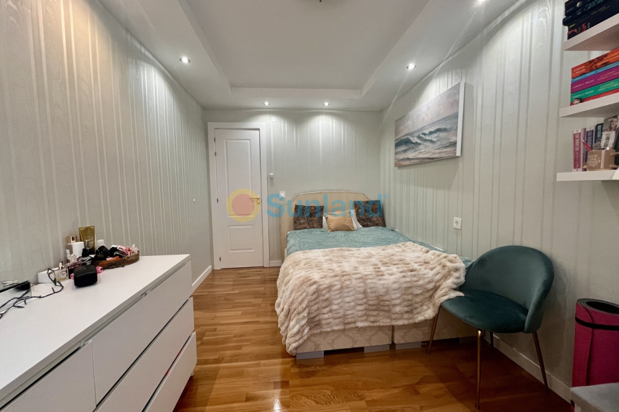 Вторичка - A - Torrevieja