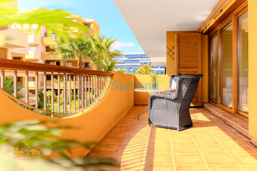 Resale - Apartment - Torrevieja - Punta Prima