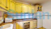 Resale - Apartamento - Torrevieja - Acequion