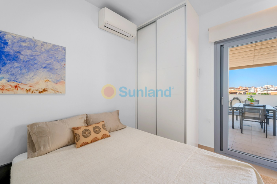 Resale - Townhouse - Formentera del Segura - 