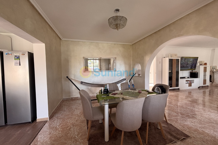 Resale - V - Benijofar