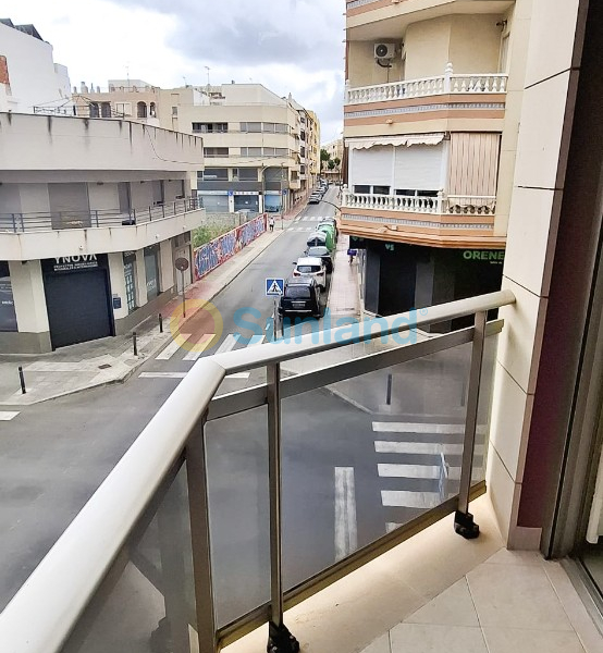 Resale - Apartment - Guardamar del Segura - Pueblo