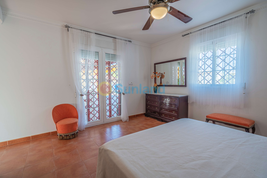 Resale - Villa - Aguilas - 