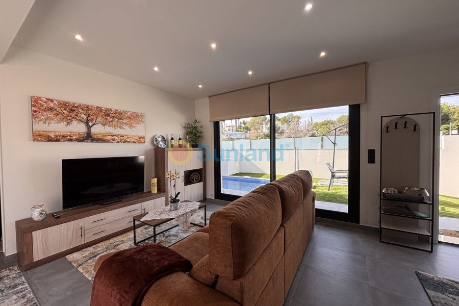 Använda fastigheter - V - Villamartin