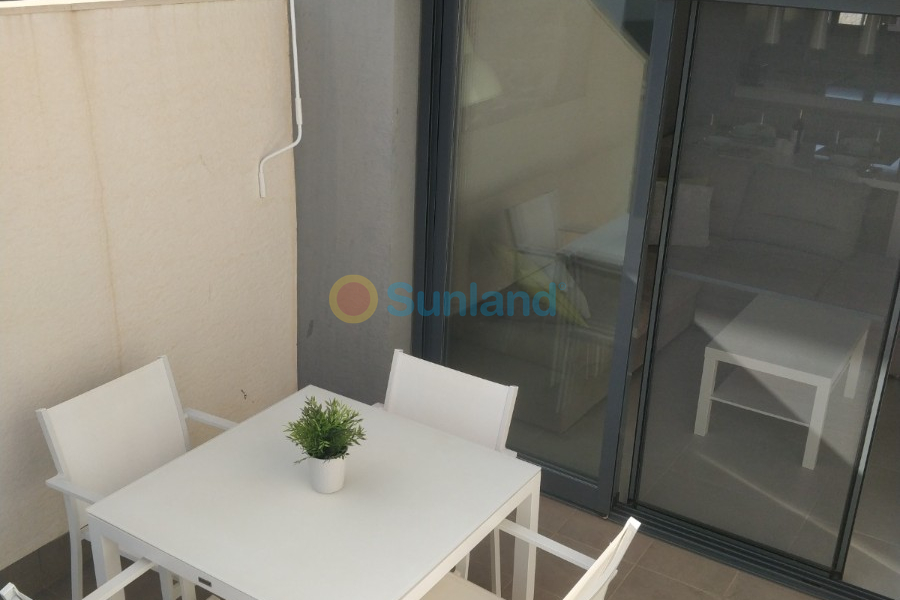 Använda fastigheter - Apartment / flat - Guardamar del Segura