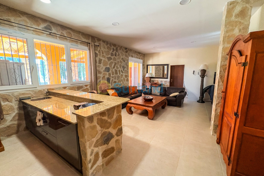 Brukte eiendommer - Villa - Elche - Las Bayas