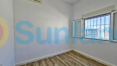 Resale - Villa - Torrevieja - La Siesta