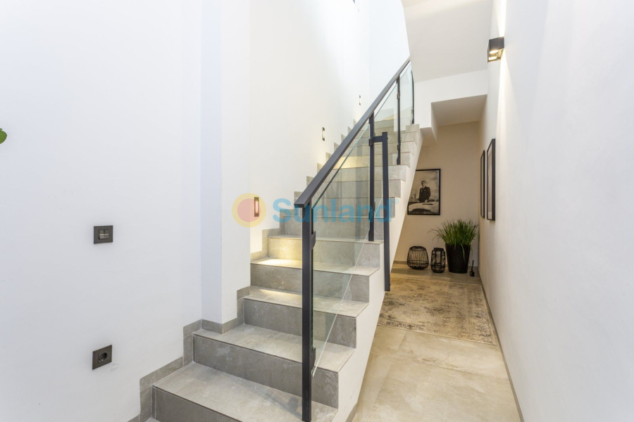 Resale - Villa - Ciudad Quesada