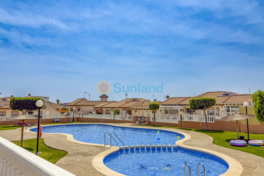 Resale - Casa de Pueblo - Orihuela Costa - La Regia