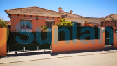 Resale - Villa - Los Montesinos - Los Montesinos - Urb. La Herrada