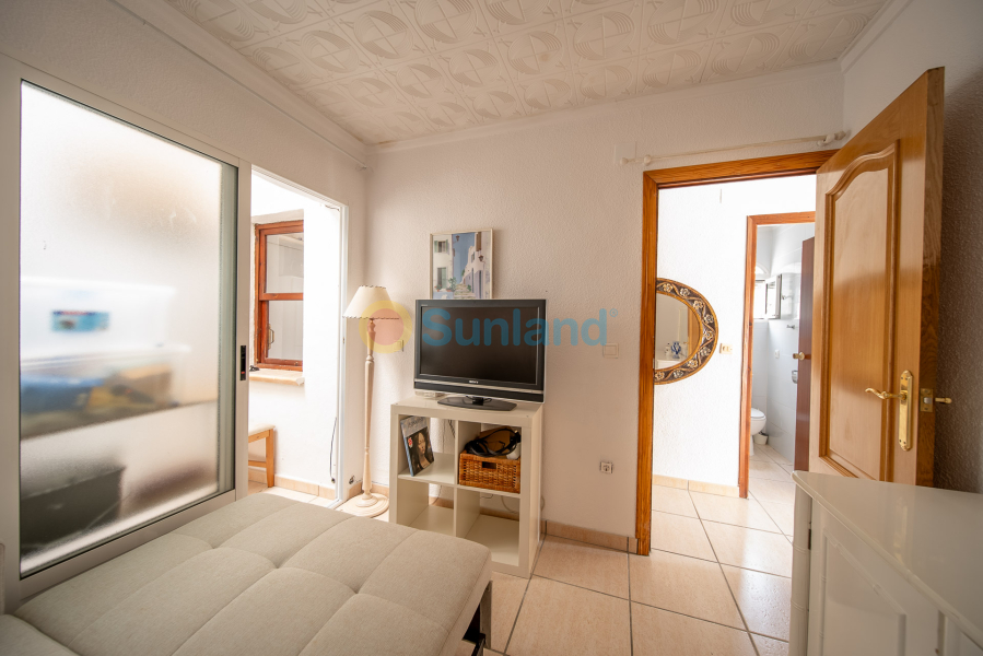 Resale - Villa - Guardamar del Segura - Pinomar