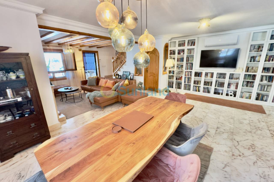 Resale - Villa - Guardamar del Segura - 