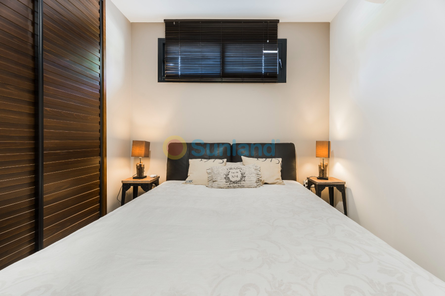 Segunda mano - Chalet - Orihuela Costa - La Zenia