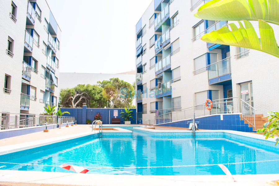 Resale - Apartment - Torrevieja - Playa Los Locos