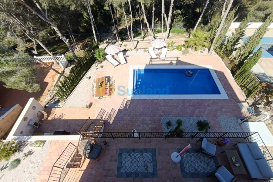 Resale - Villa - Pinar De Campoverde - 