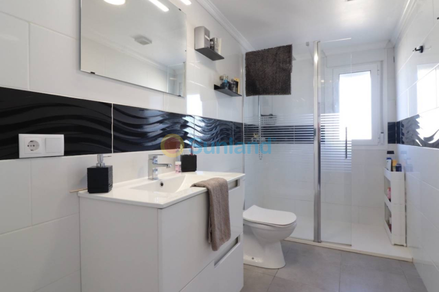 Resale - Villa - Rojales