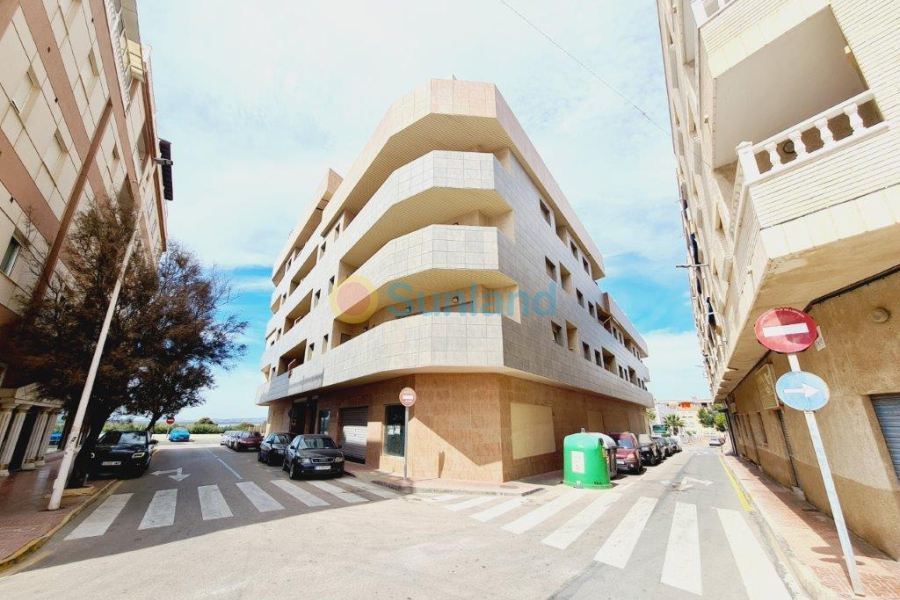 Verkauf - Apartment - La Mata