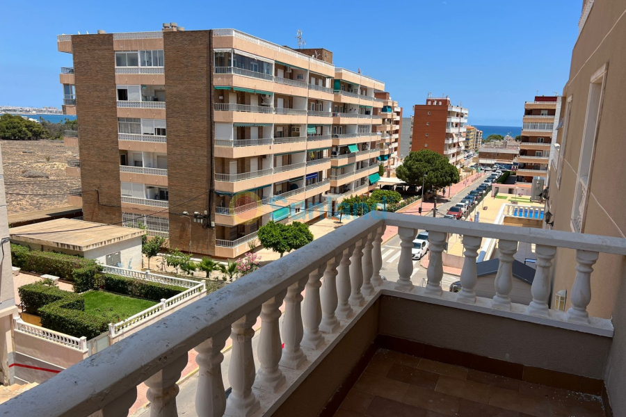 Segunda mano - Apartment / flat - Punta Prima - Punta Prima Torrevieja