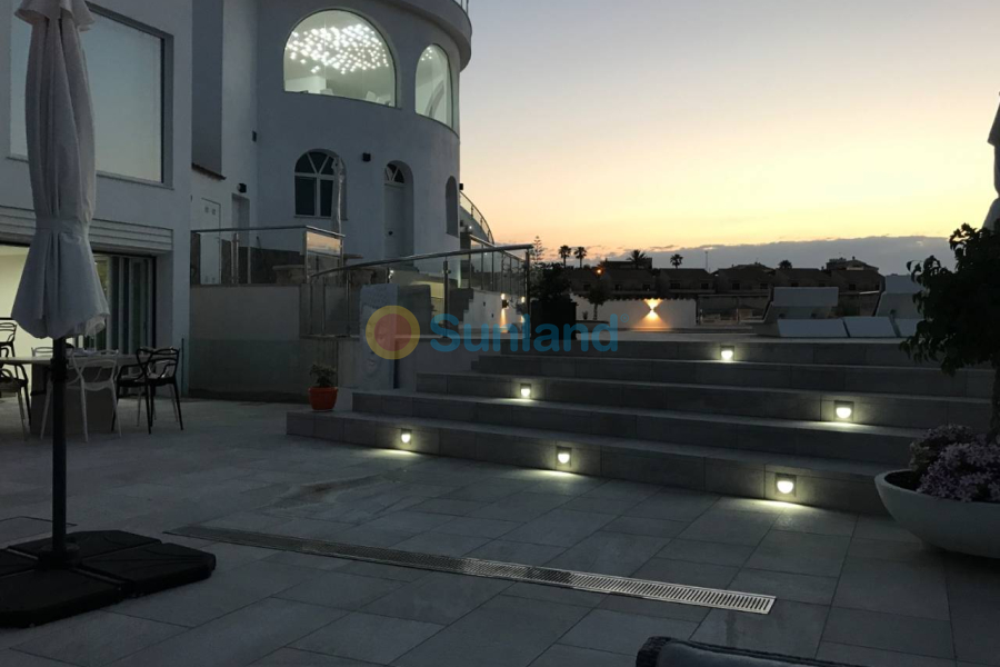 Använda fastigheter - Villa - Ciudad Quesada