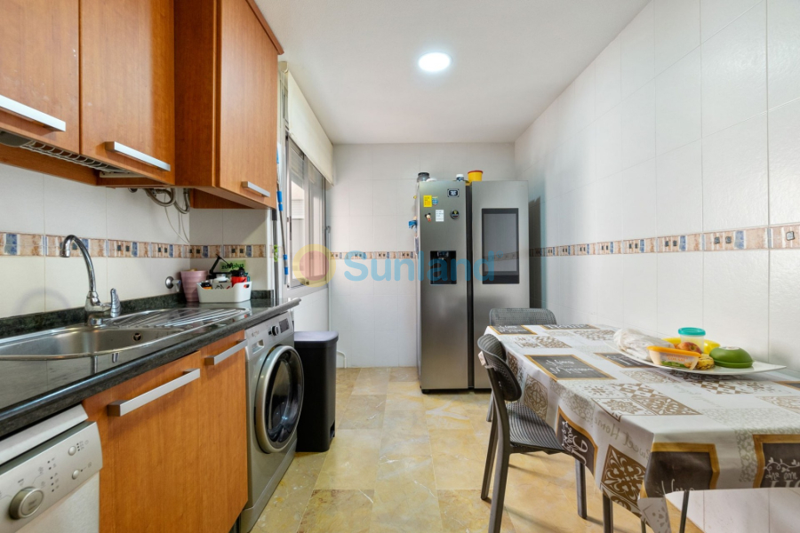 Segunda mano - Apartamento - Torrevieja - Centro