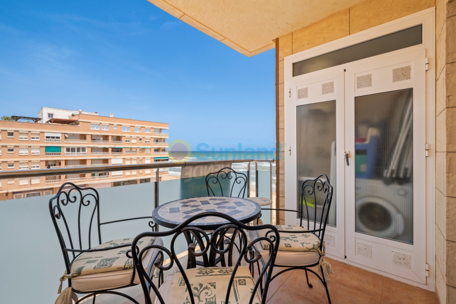 Använda fastigheter - Flat - Torrevieja - La Mata