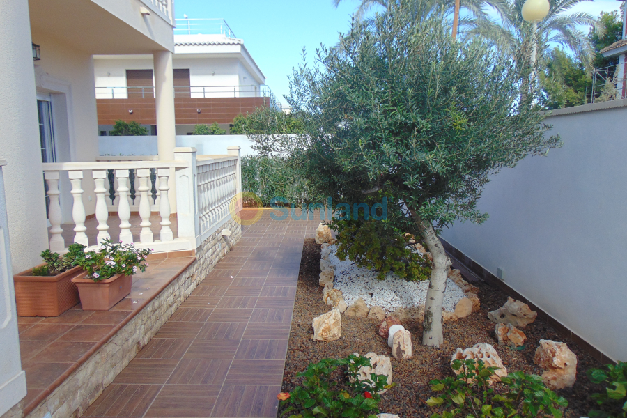 Använda fastigheter - Villa - Orihuela Costa - Cabo Roig