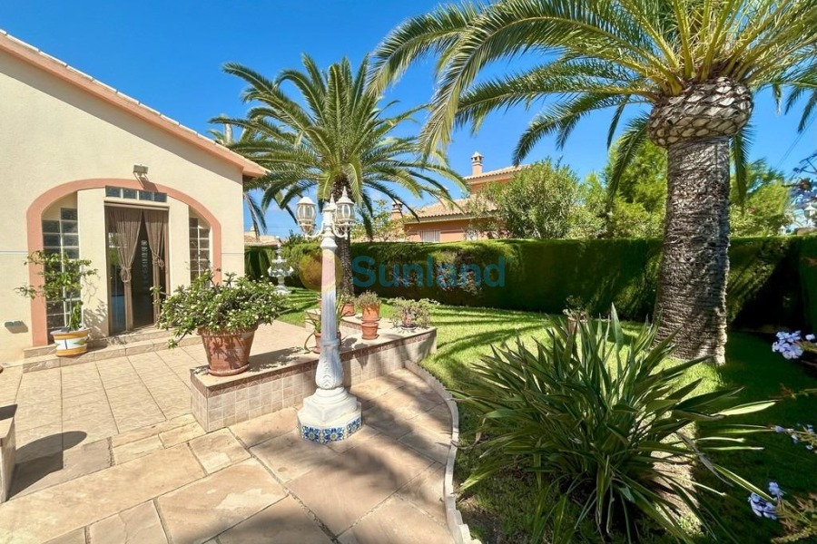 Brukte eiendommer - Villa - Orihuela Costa - Cabo Roig